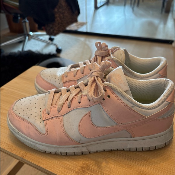 Nike dunks women - Picture 1 of 4